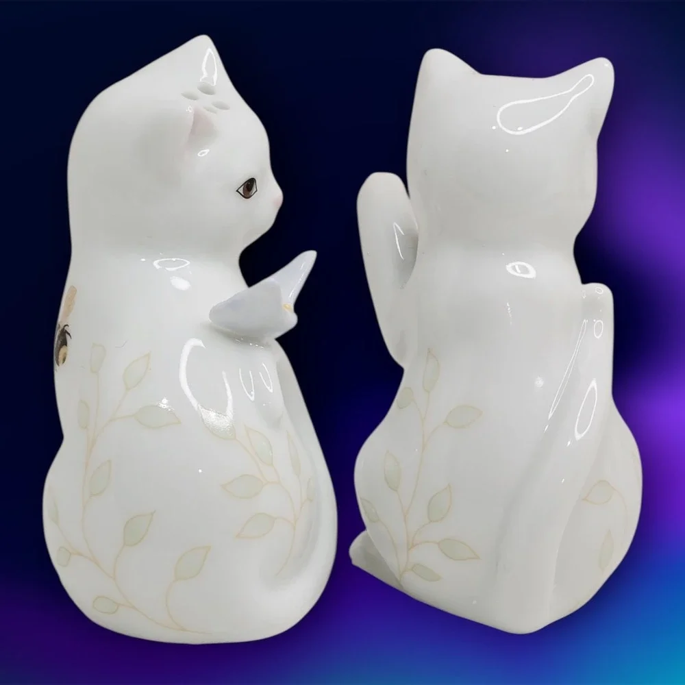 LENOX PORCELAIN  SALT & PEPPER SHAKERS SET CATS WITH BUTTRFLY